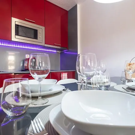 #070 T0 Edificio By Holidays