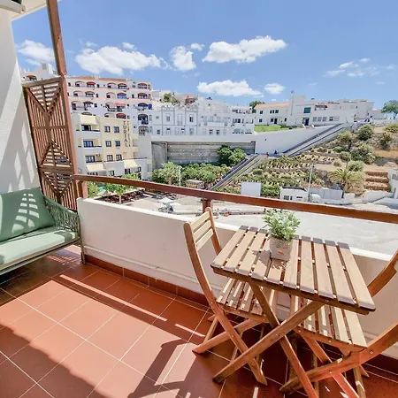 #070 Walk To The * Albufeira
